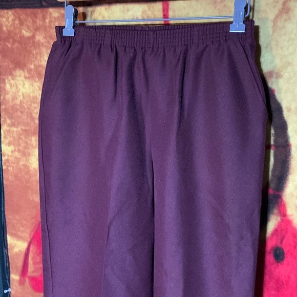 BLAIR-women’s maroon polyester stretch waistband pleated dress pants - Picture 2 of 9